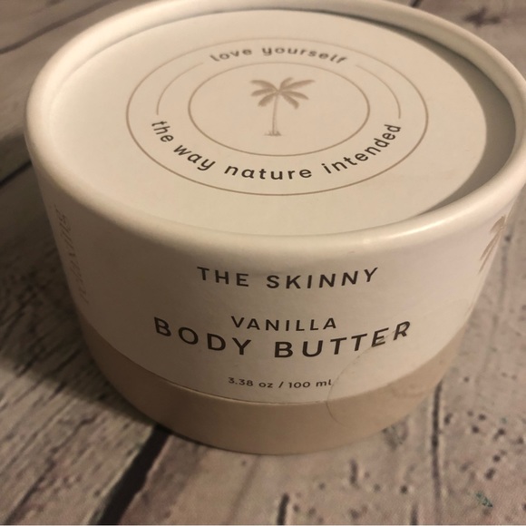 The Skinny - Aromatherapy Body Butter, Essential Oil Roller, & Candle Bundle - Picture 6 of 10